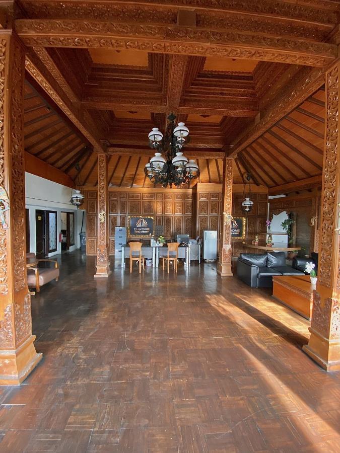 Chrome Hotel & Resort Solo Colomadu Exteriör bild